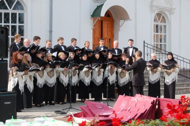 День города: и благовест, и праздник первоклассников, и город мастеров